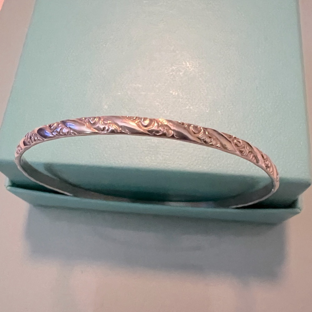 Vintage Native Sterling Silver Bangle Bracelet